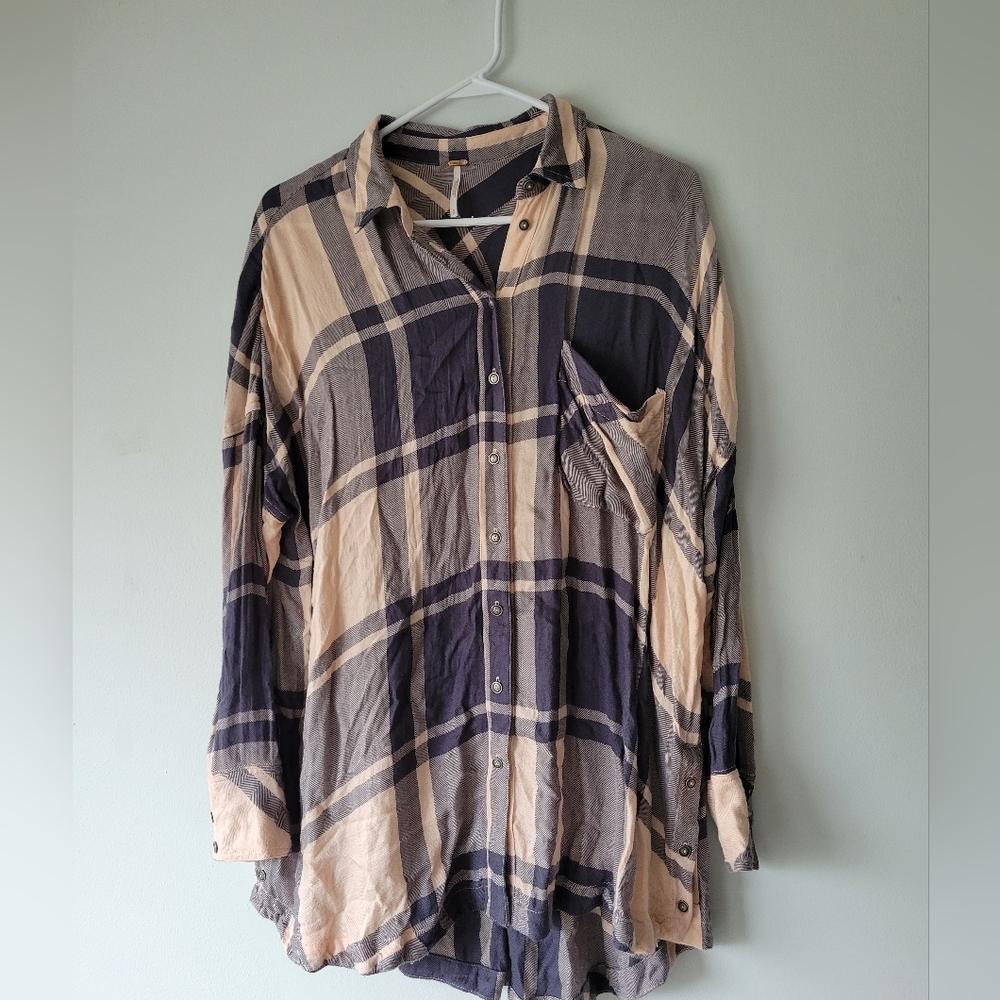 Free People plaid oversized shirt gray pink